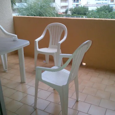 Apartment 4 Personnes 5mn Piscine Wifi Parking *